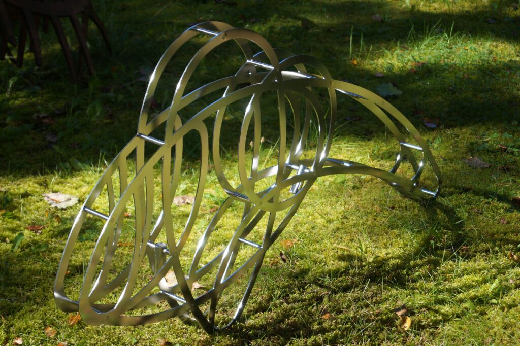 Monika Haupt Skulptur Sprung